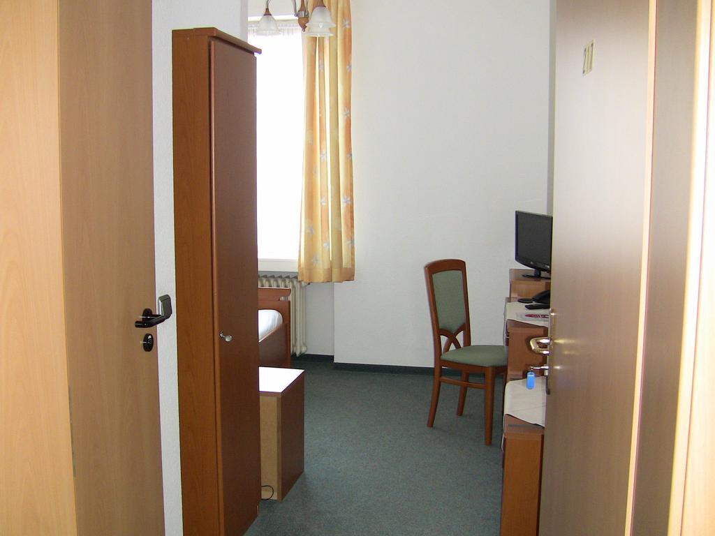 Hansa-Hotel Neuss Rum bild