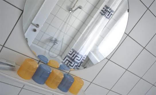 Hansa-Hotel Neuss Exteriör bild